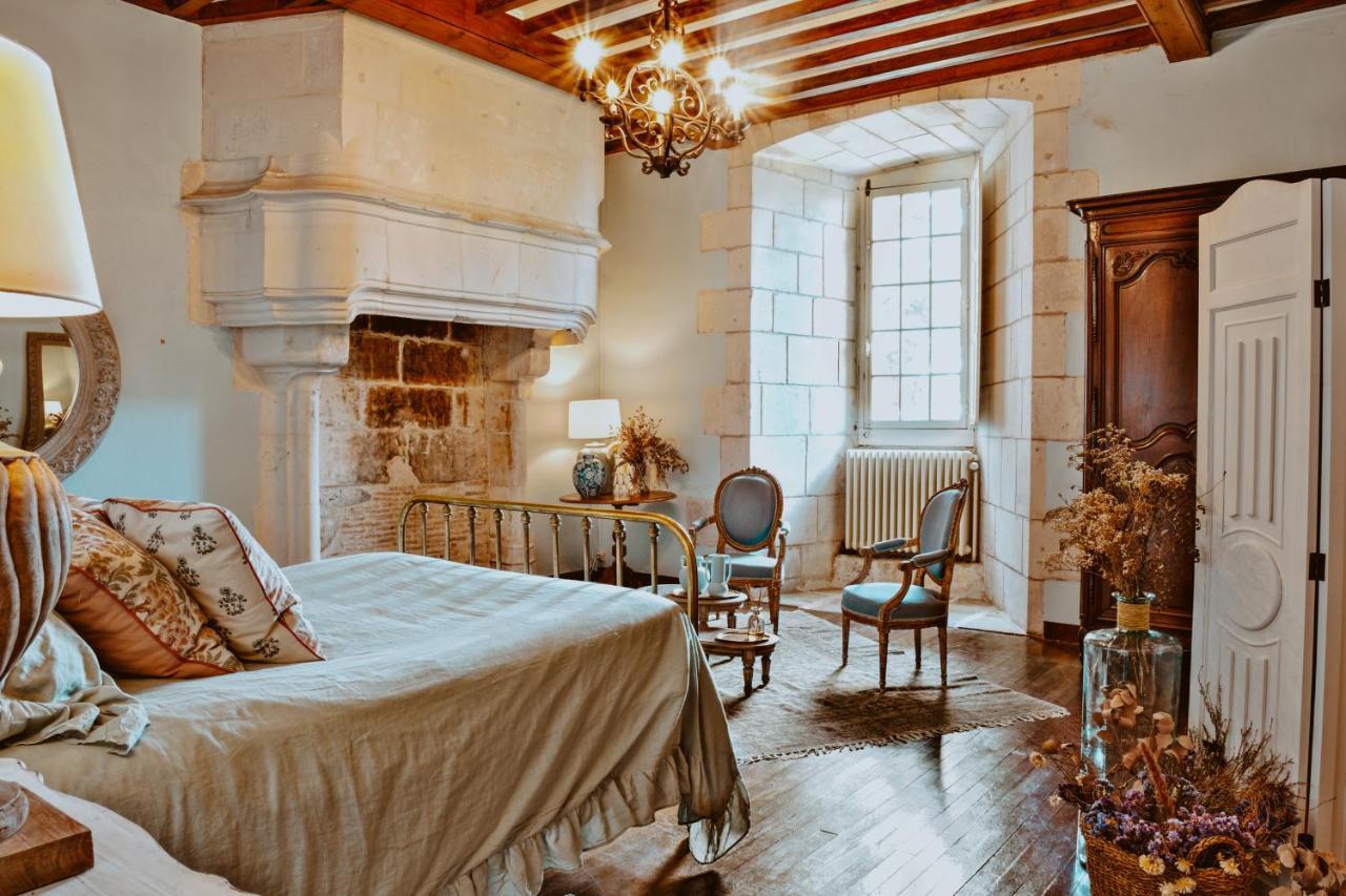 Chateau De Crazannes Екстер'єр фото